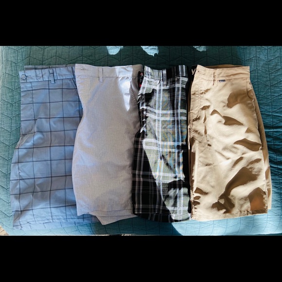 Men’s shorts. Tommy Armour, Hurley, & Haggar - Picture 1 of 14